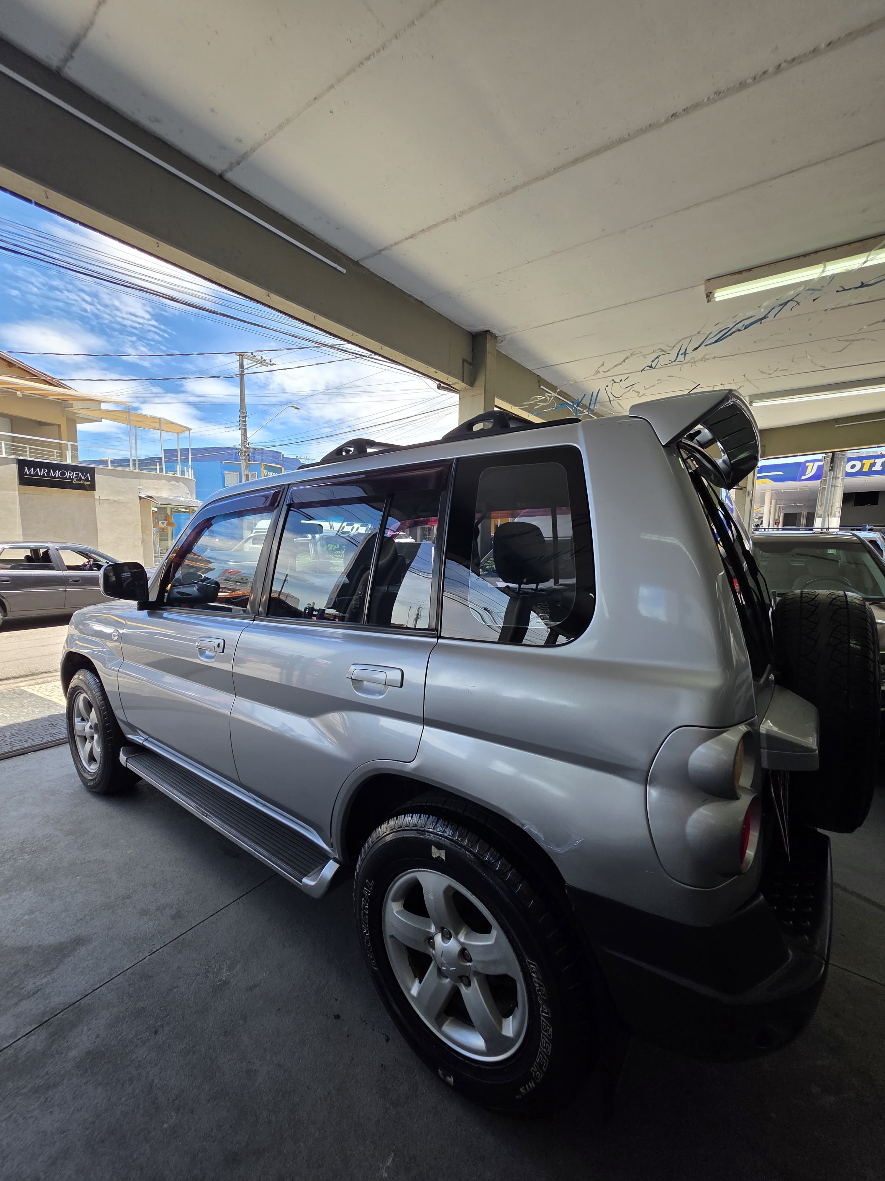 Mitsubishi Pajero TR4 miniatura 4