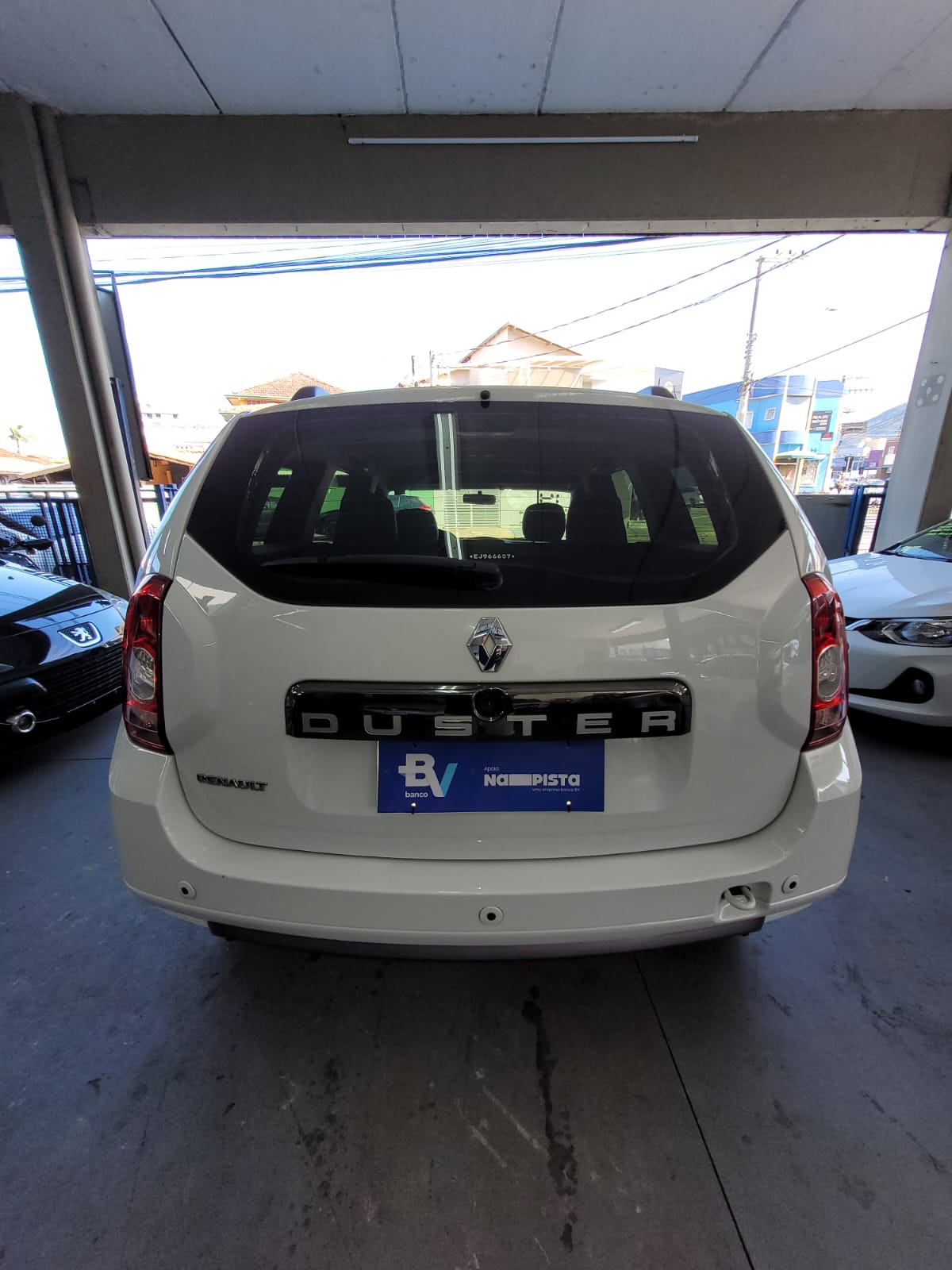 Renault DUSTER 20 D 4X2A miniatura 6